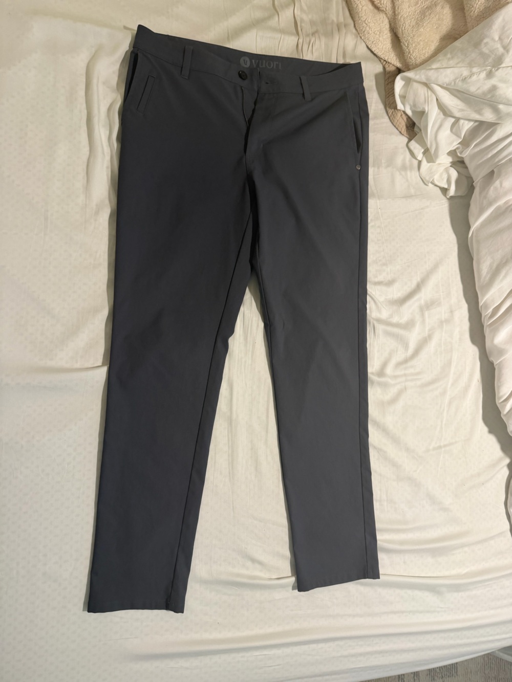 Vuori Cascade Tech Chinos